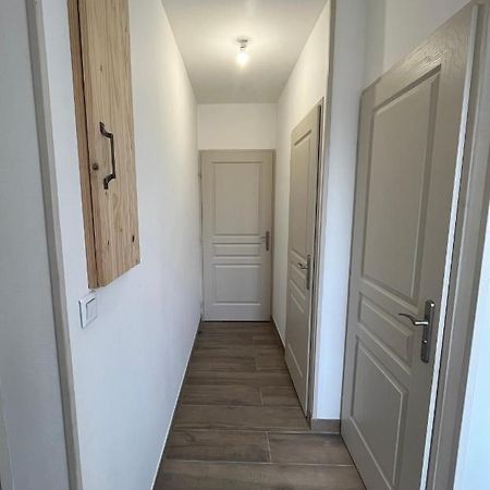 Appartement entièrement rénové à 15min de Lyon Saint-Fons Exterior foto